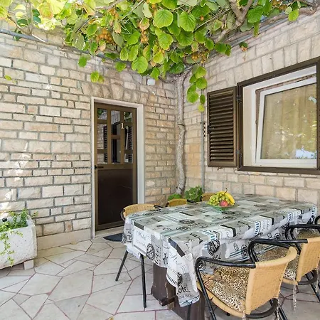 Sweet Dreams Apartment Sutivan Exterior photo